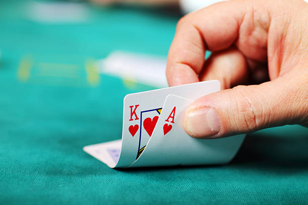 idwin77 platform showing live blackjack table and mobile app dashboard